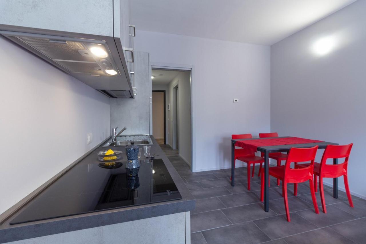 Appartamento Papavero - Affitti Brevi Italia Lecco Exterior foto